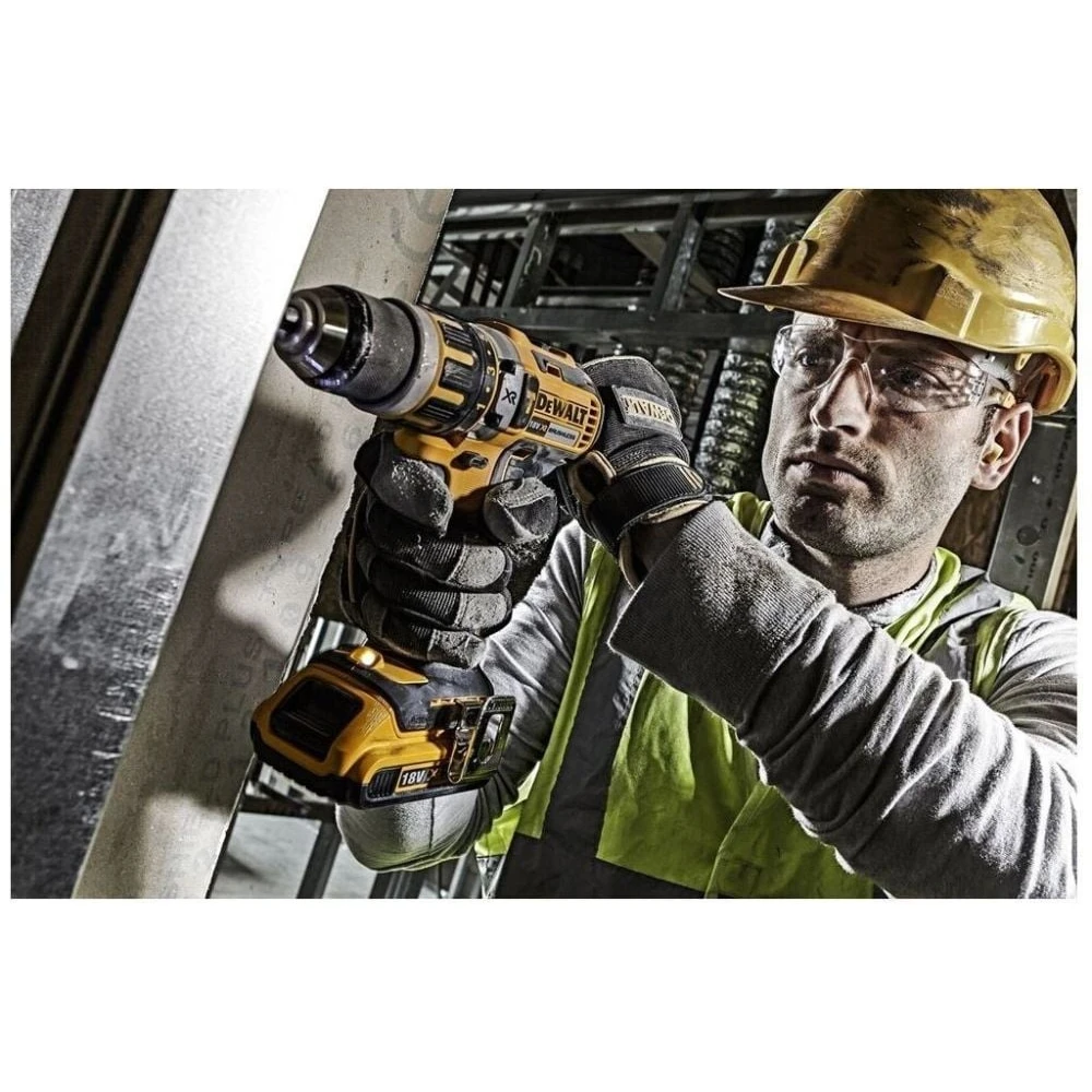 Акумулаторен винтоверт 18 V , Безчетков XR , 70Nm, DeWalt DCD796D2