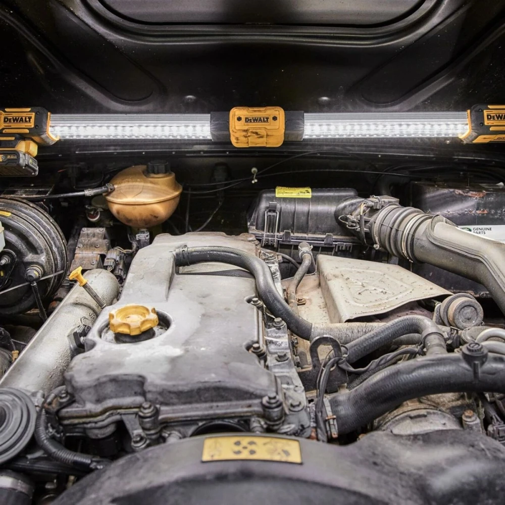 Акумулаторна лампа за автомобил 1650 Lm, 12/18 V, DeWalt DCL045