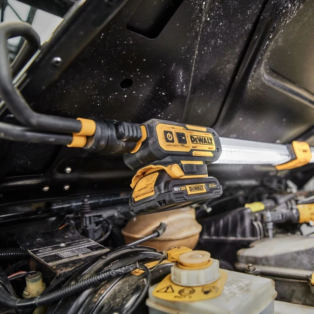 Акумулаторна лампа за автомобил 1650 Lm, 12/18 V, DeWalt DCL045