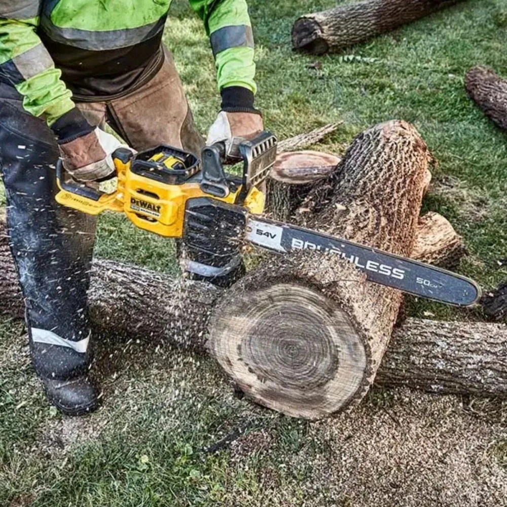 Акумулаторна резачка 54V, 50 см, 3/8″, DeWalt DCMCS575X1