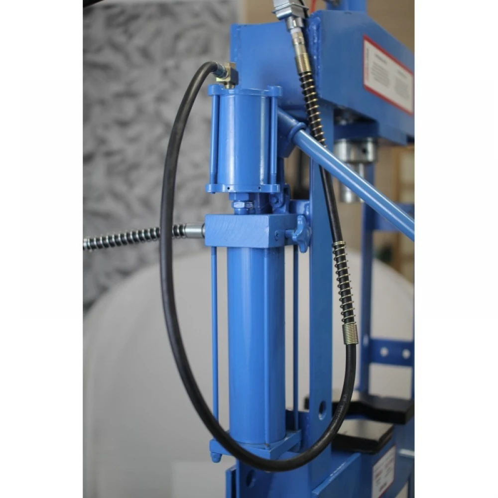 Хидравлично-пневматична цехова преса 20 тона - Т61222