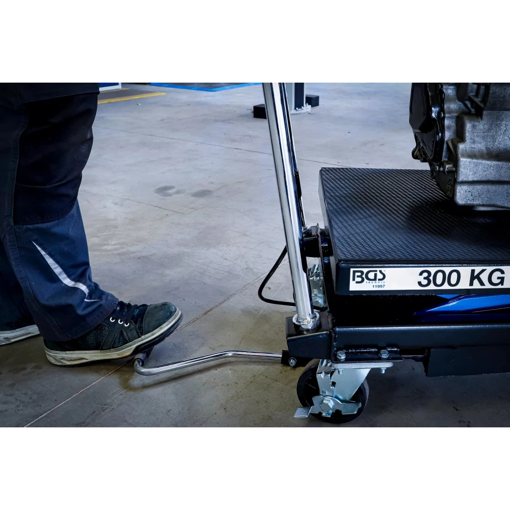 Мобилна хидравлична ножична платформа / подемник / маса BGS11997