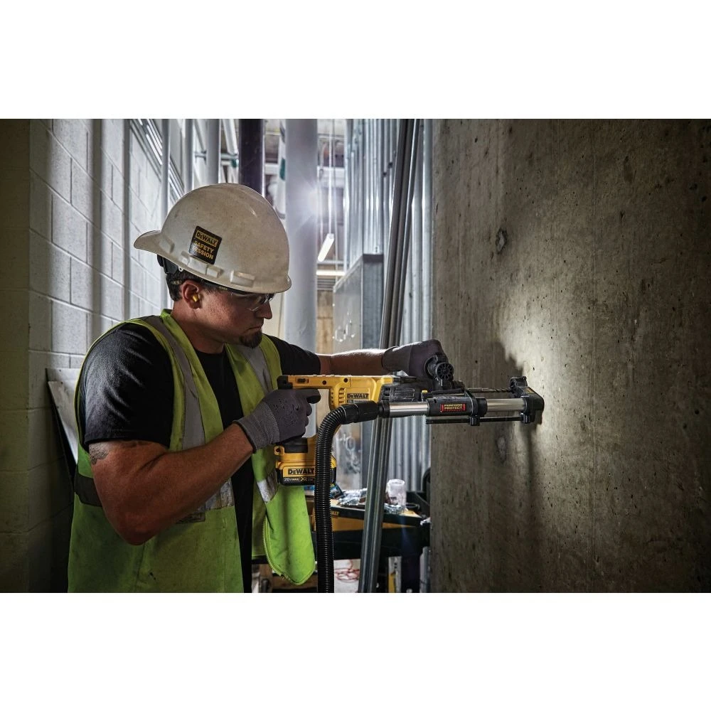 Перфоратор, акумулаторен Li-Ion с SDS-plus 18.0 V, 2.6 J, DeWalt DCH133NT