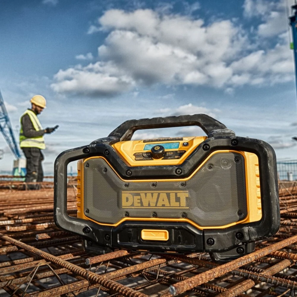 Радио 10.8-18 V XR, 18/54 V Flexvolt/ / 230V, DeWalt DCR027