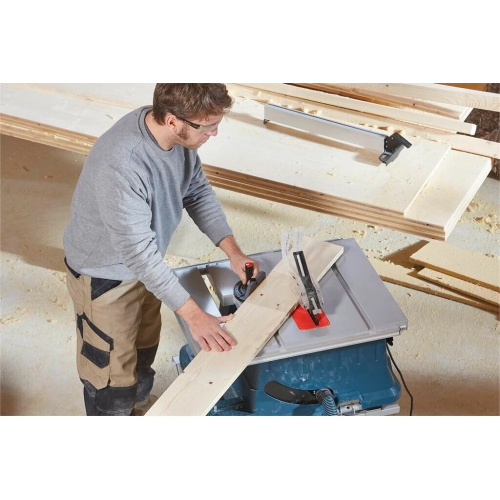 Стационарен циркуляр 1600 W, 216 mm, Bosch Professional GTS 635-216