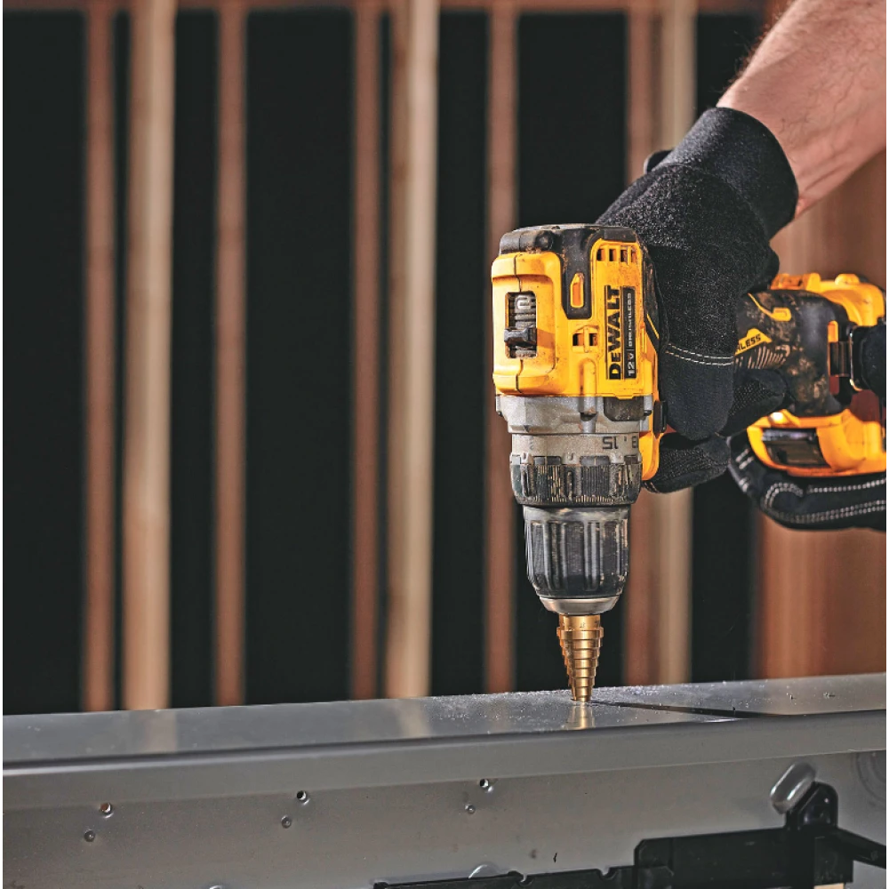 Акумулаторен винтоверт 57.5Nm Dewalt DCD701D2