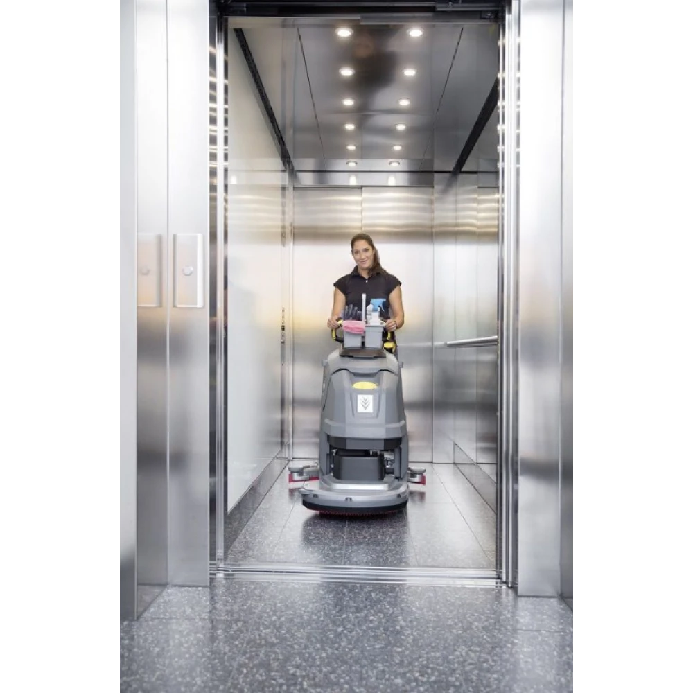 Подопочистващ автомат KARCHER BD 50/55 W Bp Pack 115Ah