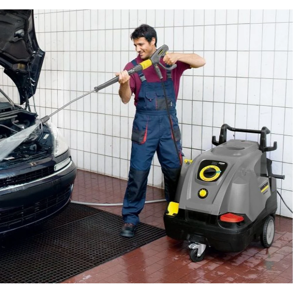 Пароструйна машина KARCHER HDS 6/14 C