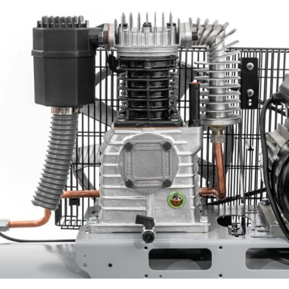 Двубутален компресор HL 425-200 Pro 10 bar 3 HP/2.2 kW 317 л./мин. 200 литра 360663