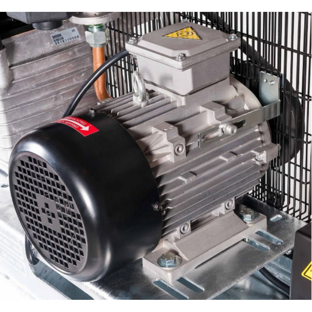 Двубутален поцинкован компресор G 700-300 Pro 11 бара 5.5 HP/4 kW 400V 530 л./мин. 270 литра 369568