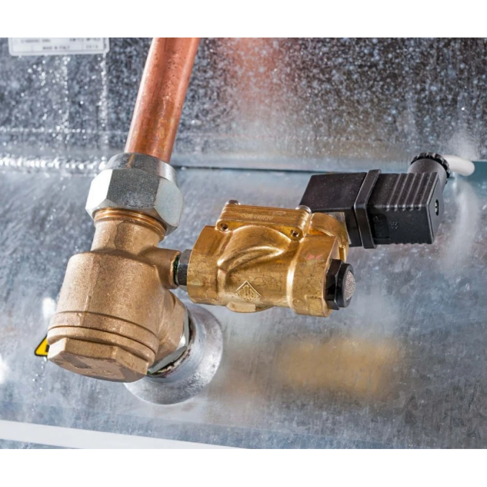 Двубутален поцинкован компресор - връзка звезда-триъгълник G 1500-500 SD Pro 14 бара 10 HP/7.5 kW 400V 686 л./мин. 500 литра 369674