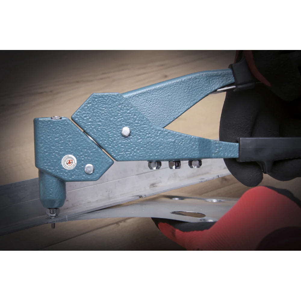 Клещи за нитове 2,4 / 3,2 / 4,0 / 4,8 мм / 285 мм - BGS403