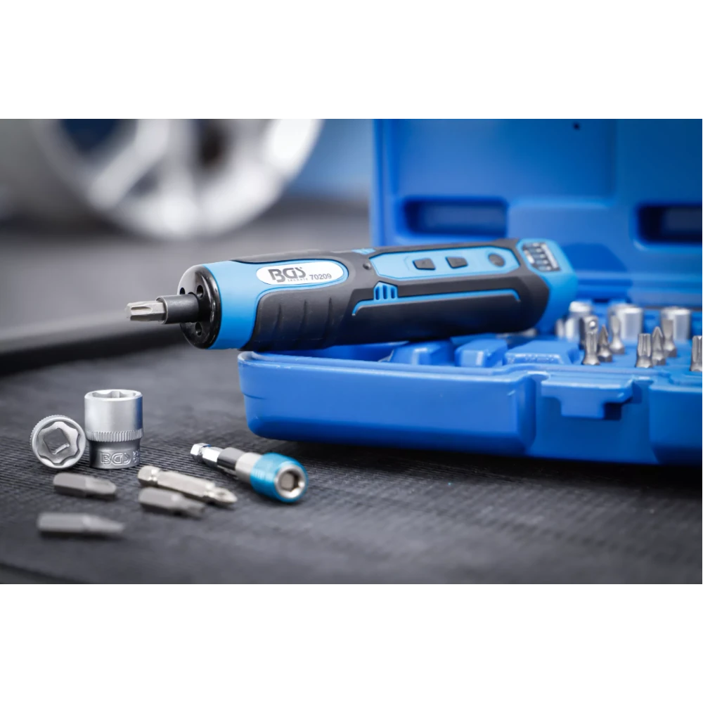 Акумулаторен винтоверт, включва комплект накрайници и гаечни ключове, 41 броя - BGS70209