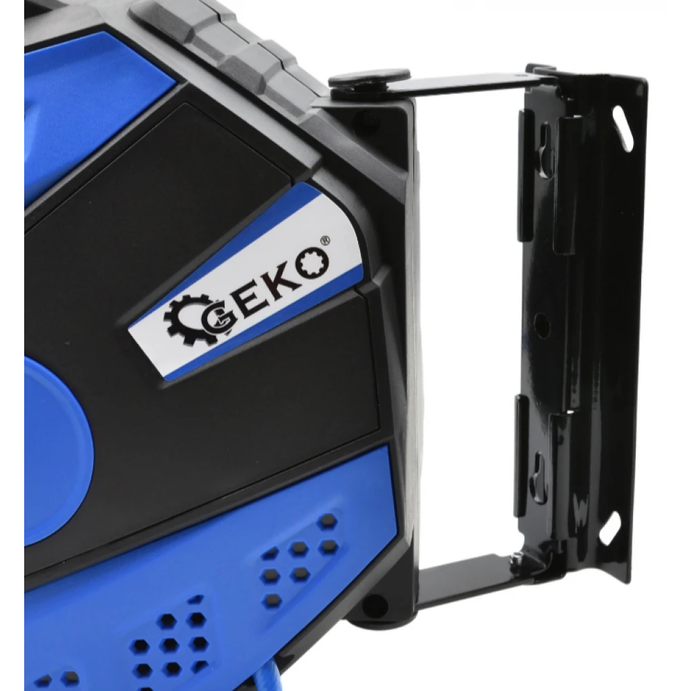 Пневматичен маркуч на макара 14 м 6.5х10 мм GEKO G03191