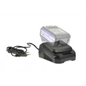 Зарядно за Li-ion батерии 18V Fast - G80602