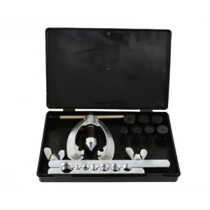 Комплект тръби за спирачен тръбопровод GEKO K00180