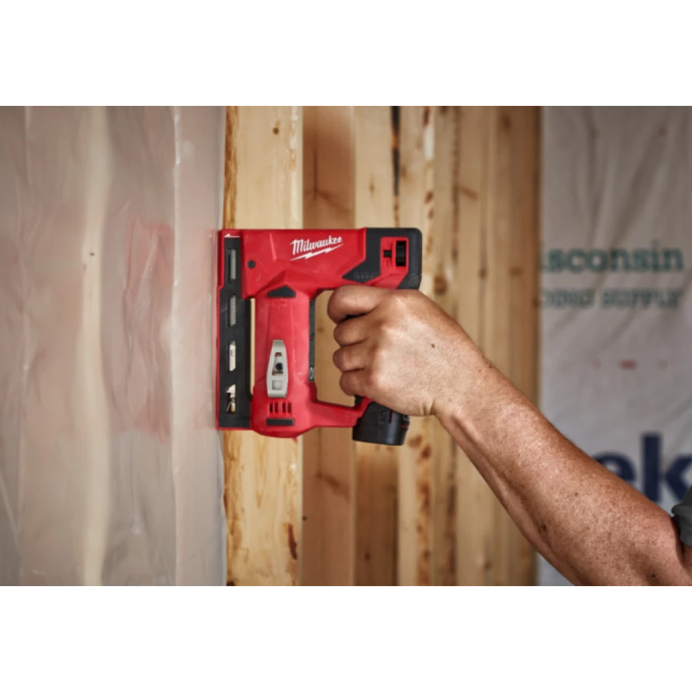 Акумулаторен такер 6 - 14 мм, 12 V, 2 Ah, с батерии - M12BST-202X