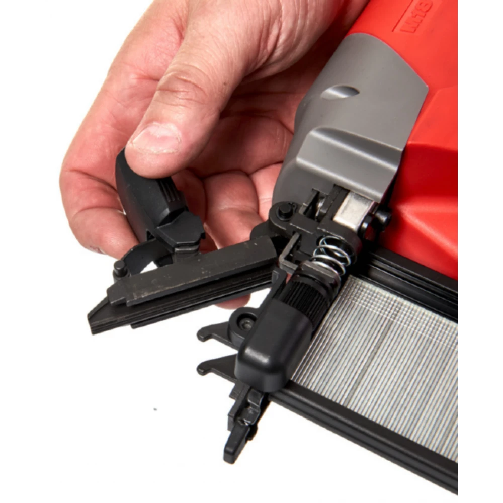 Акумулаторен такер 18 V, 2,0 Ah, 16 – 54 мм - M18 CN18GS-202X