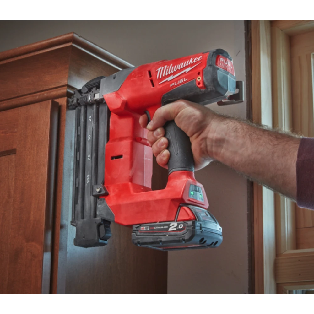 Акумулаторен такер 18 V, 2,0 Ah, 16 – 54 мм - M18 CN18GS-202X