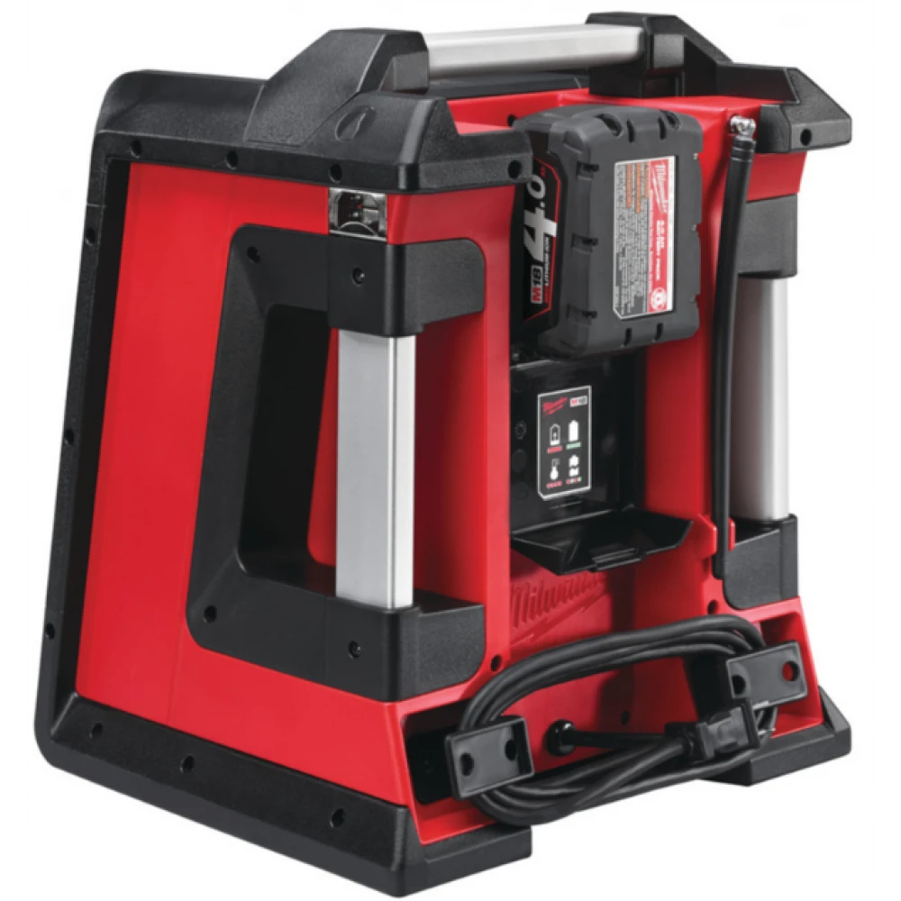 Зарядно устройство с радио без батерия и зарядно 40 W - M18RC-0