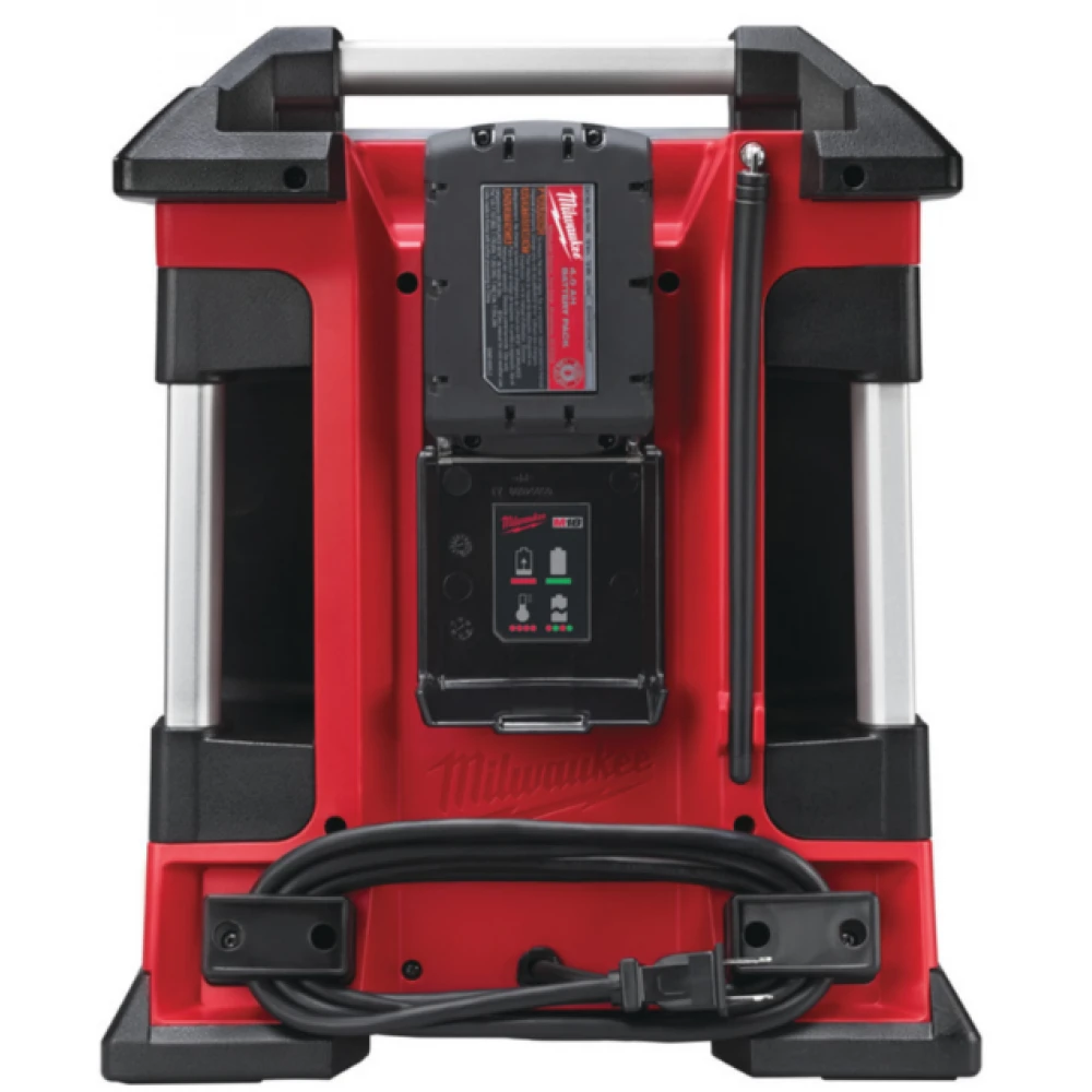 Зарядно устройство с радио без батерия и зарядно 40 W - M18RC-0