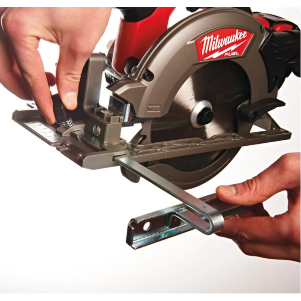 Акумулаторен безчетков циркуляр 165 мм, 18V, без батерия - M18CCS55-0X