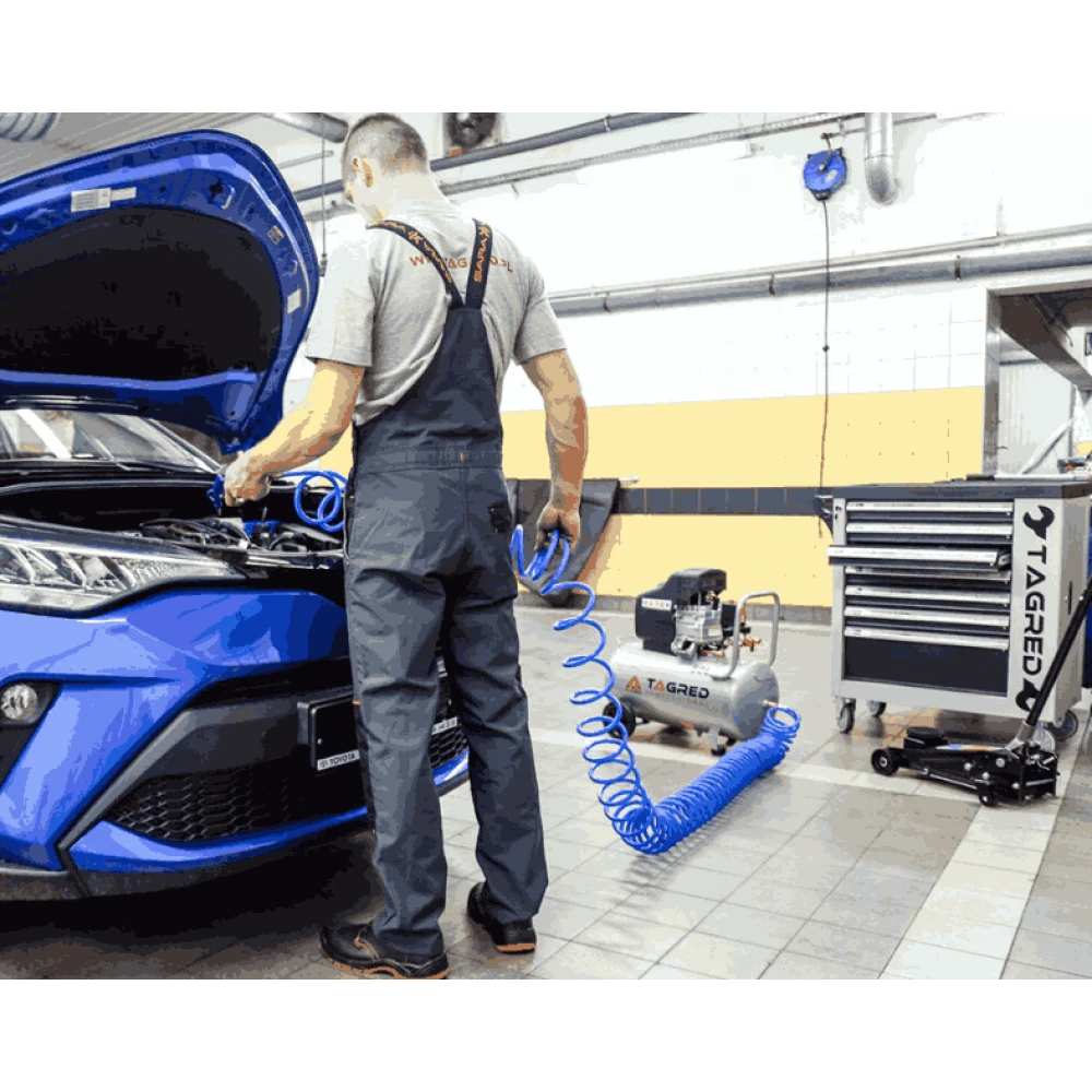 Маслен компресор за въздух 24 литра 9 bar 300 л./мин. TA300N